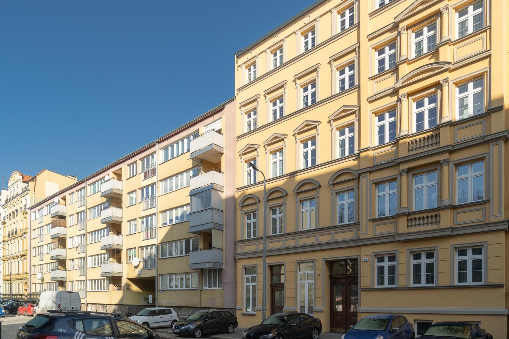 Rentplanet - Jeczmienna Apartmán *